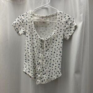 Aerie White and Blue Floral Blouse